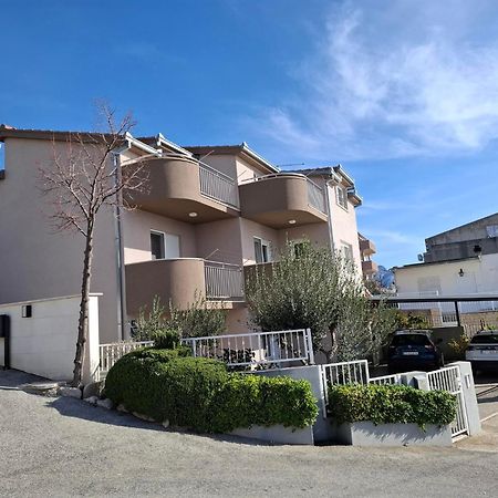 Apartment Ante Dugi Rat Kültér fotó
