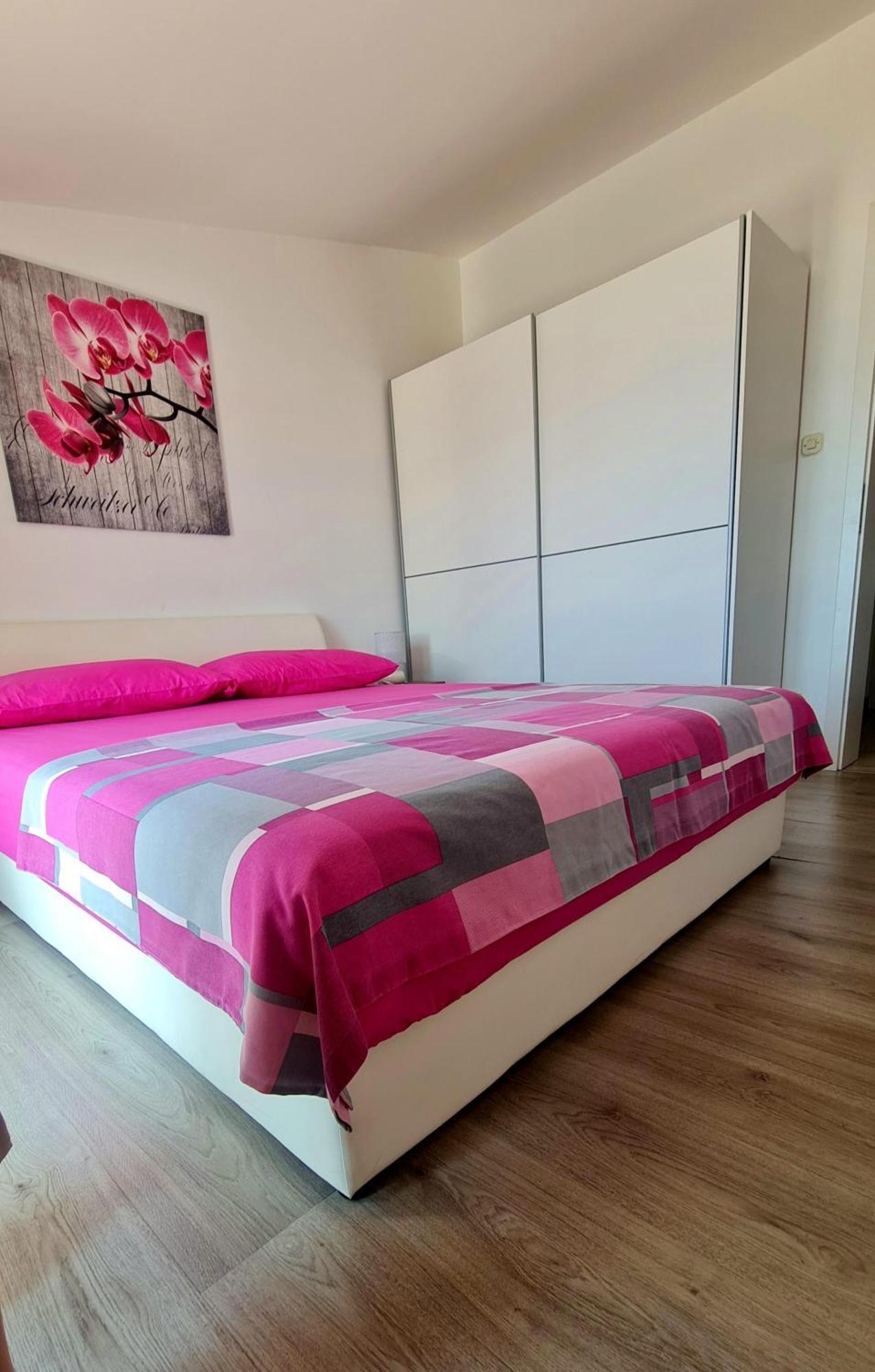 Apartment Ante Dugi Rat Kültér fotó